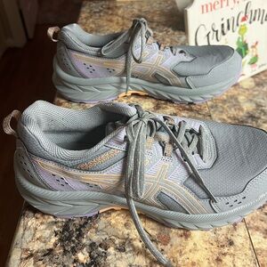 Ascis Gel Venture-9 Trail Running Shoe